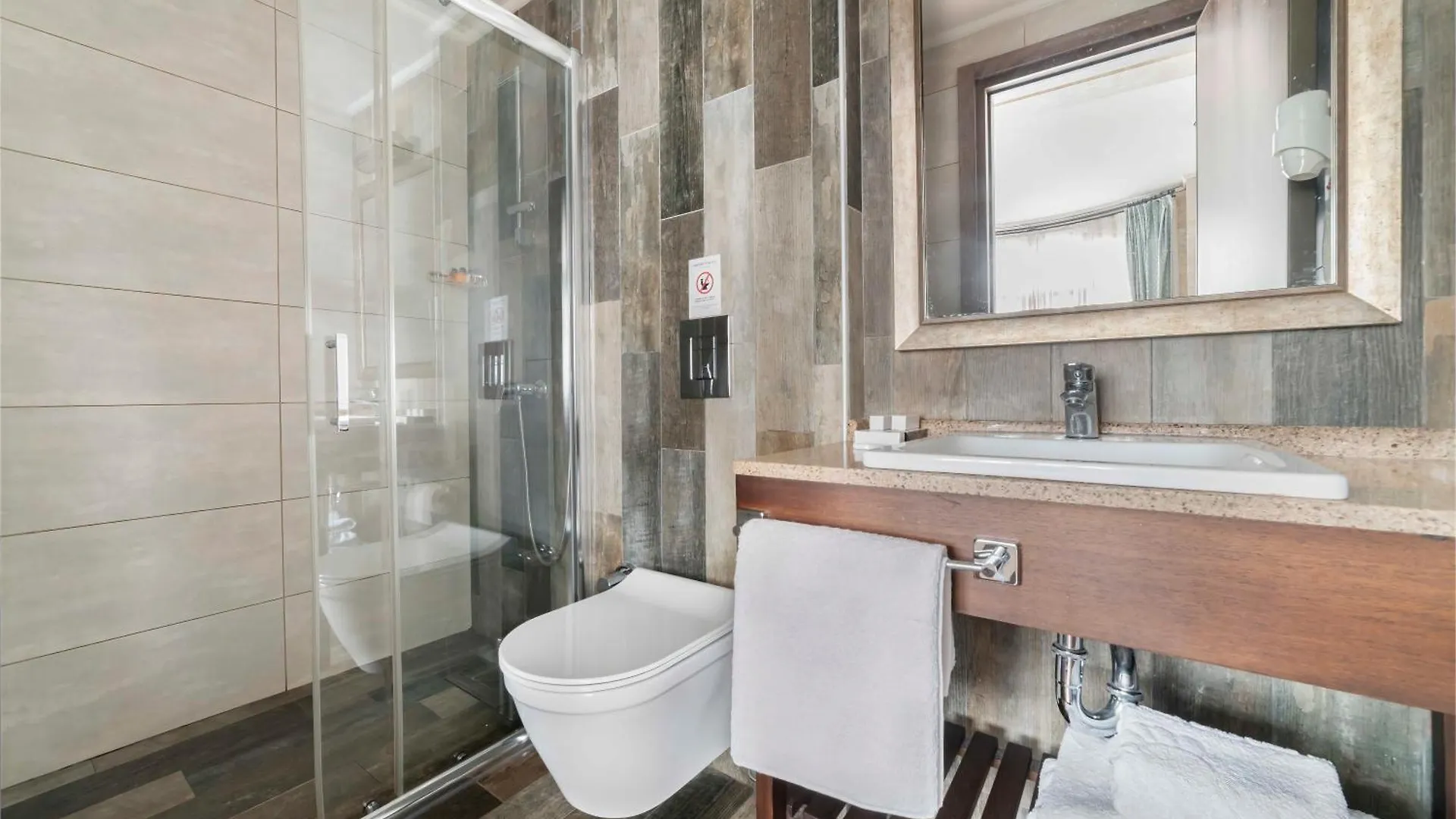 ** Hotel Castle Franco Suites Provincia di Provincia di Istanbul Turchia