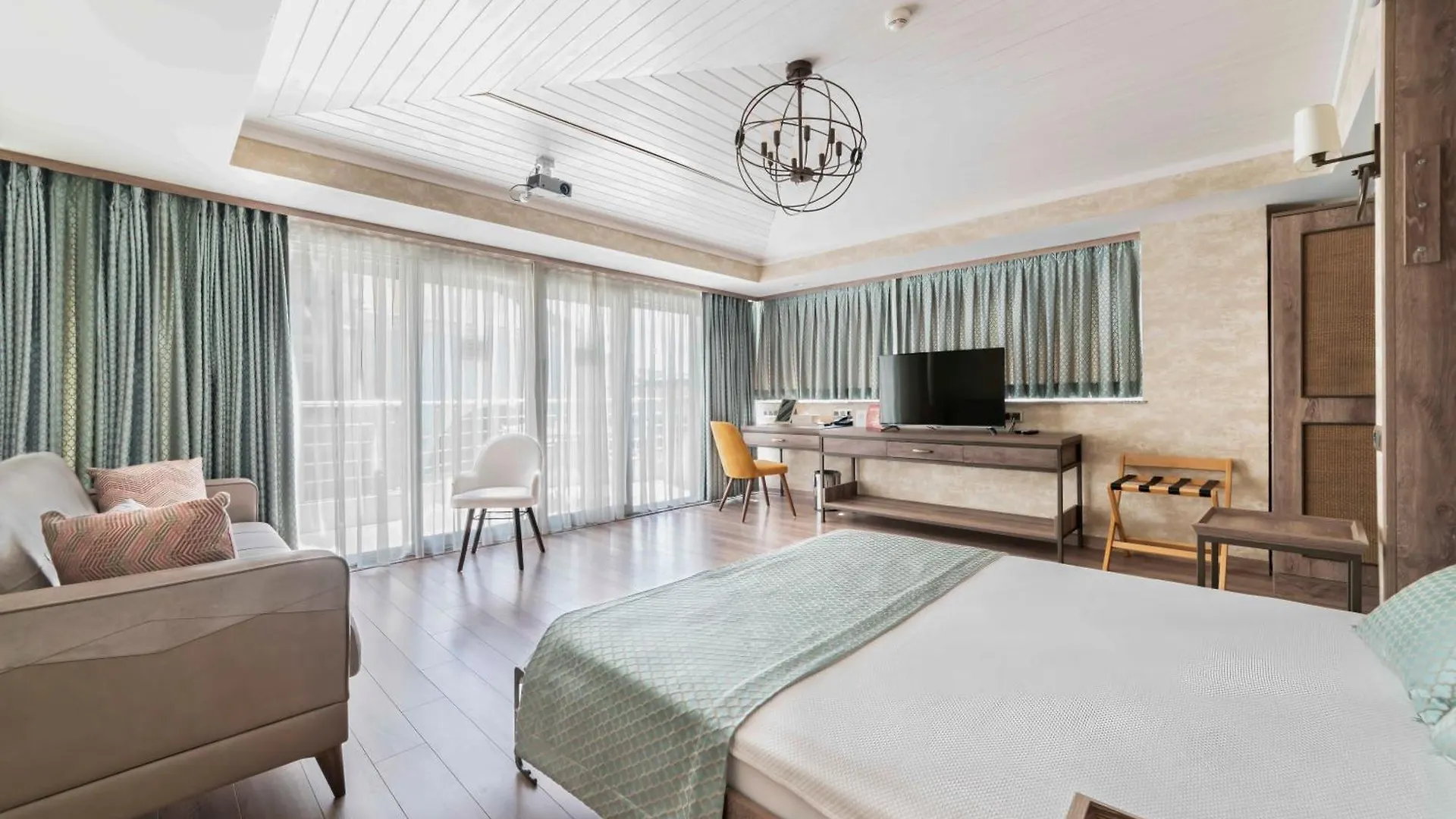 Castle Franco Suites Provincia di Provincia di Istanbul 2*,
